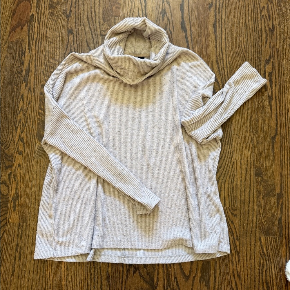 Joan Vass Light Gray Turtleneck Sweater